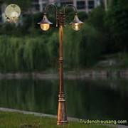Cột đèn trang trí cho sân vườn nhà bạn 